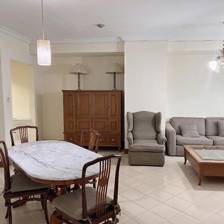 Batavia Hotel & Serviced Apartments Jakarta Ngoại thất bức ảnh