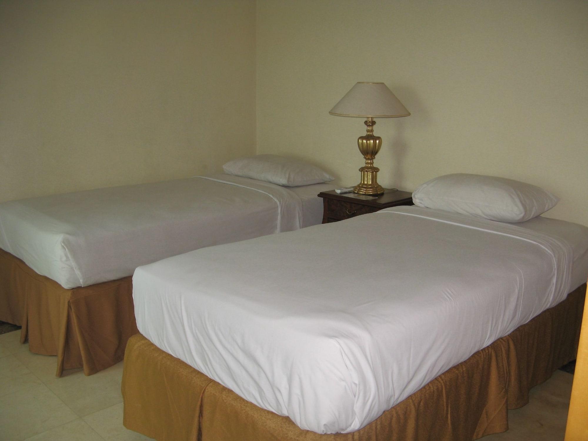 Batavia Hotel & Serviced Apartments Jakarta Ngoại thất bức ảnh