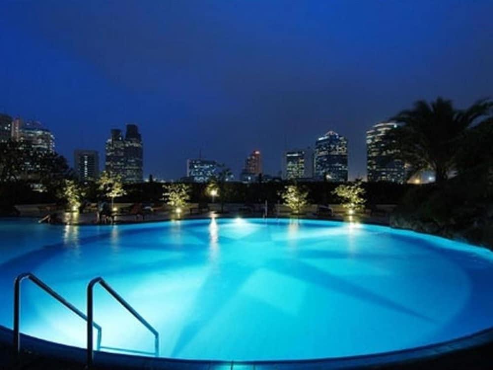 Batavia Hotel & Serviced Apartments Jakarta Ngoại thất bức ảnh