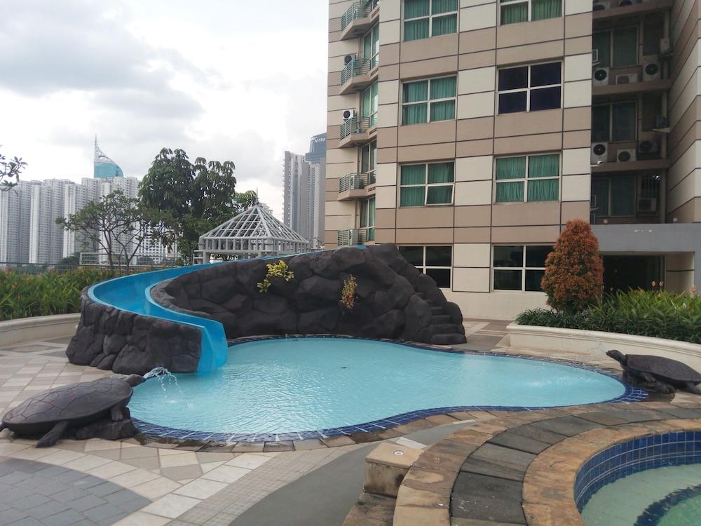 Batavia Hotel & Serviced Apartments Jakarta Ngoại thất bức ảnh