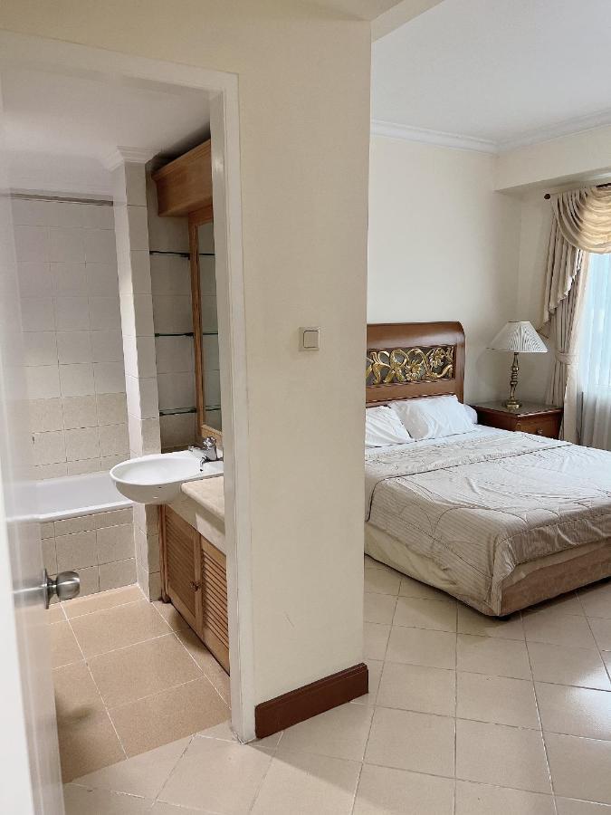 Batavia Hotel & Serviced Apartments Jakarta Ngoại thất bức ảnh
