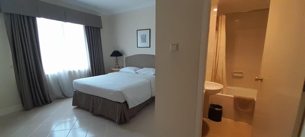 Batavia Hotel & Serviced Apartments Jakarta Ngoại thất bức ảnh