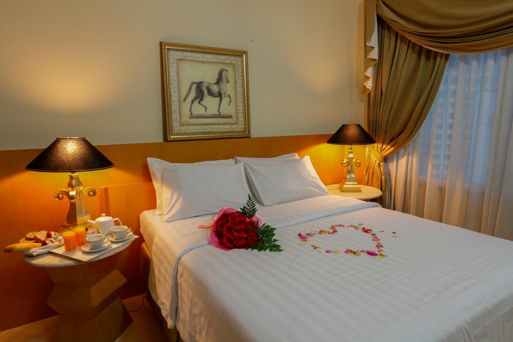 Batavia Hotel & Serviced Apartments Jakarta Ngoại thất bức ảnh