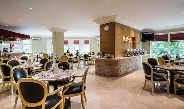 Batavia Hotel & Serviced Apartments Jakarta Ngoại thất bức ảnh